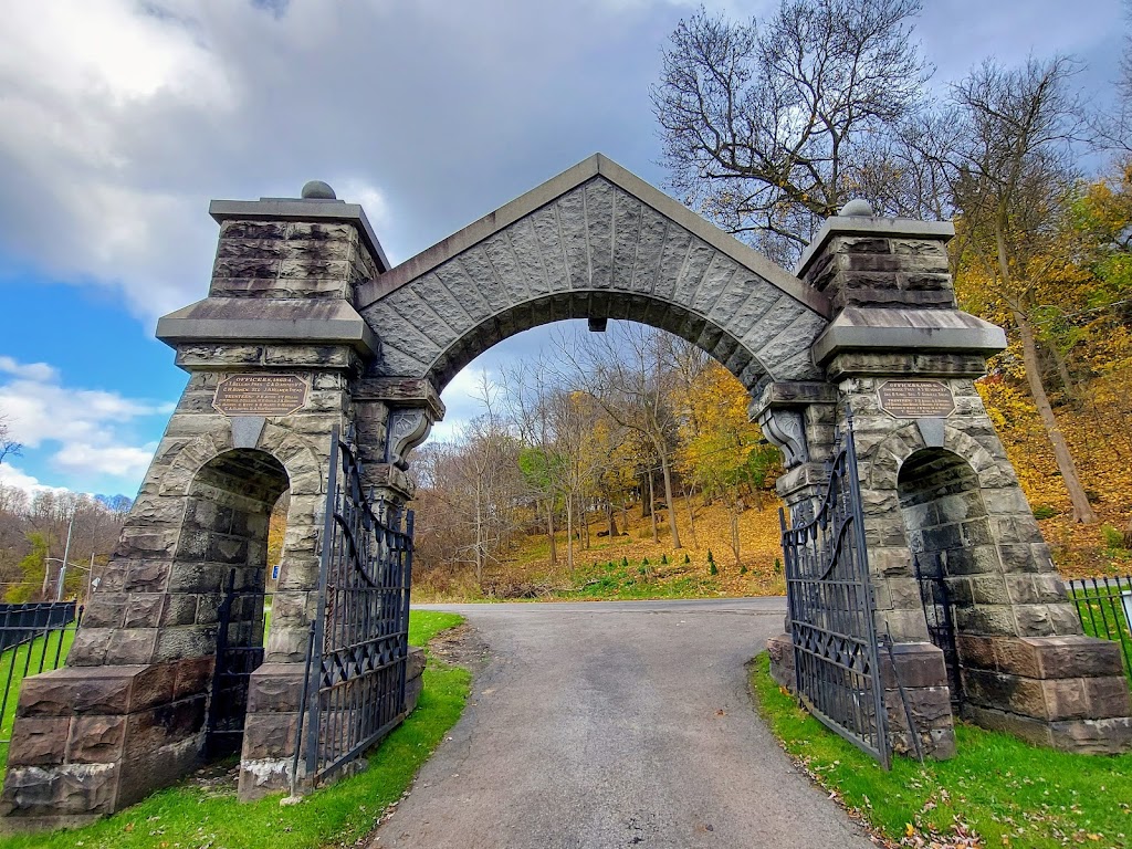 Glenwood Cemetery Lockport, New York | 325 Glenwood Ave, Lockport, NY 14094, USA | Phone: (716) 433-3060