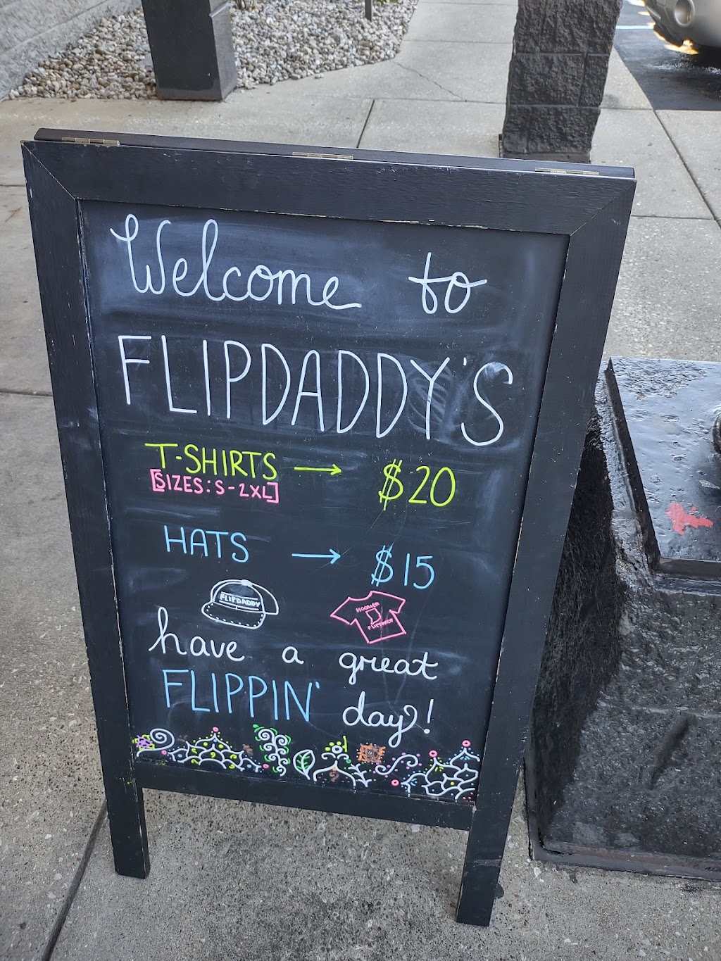 Flipdaddys Brilliant Burgers - Corydon | 125 Sky Park Dr NE, Corydon, IN 47112, USA | Phone: (812) 225-7229