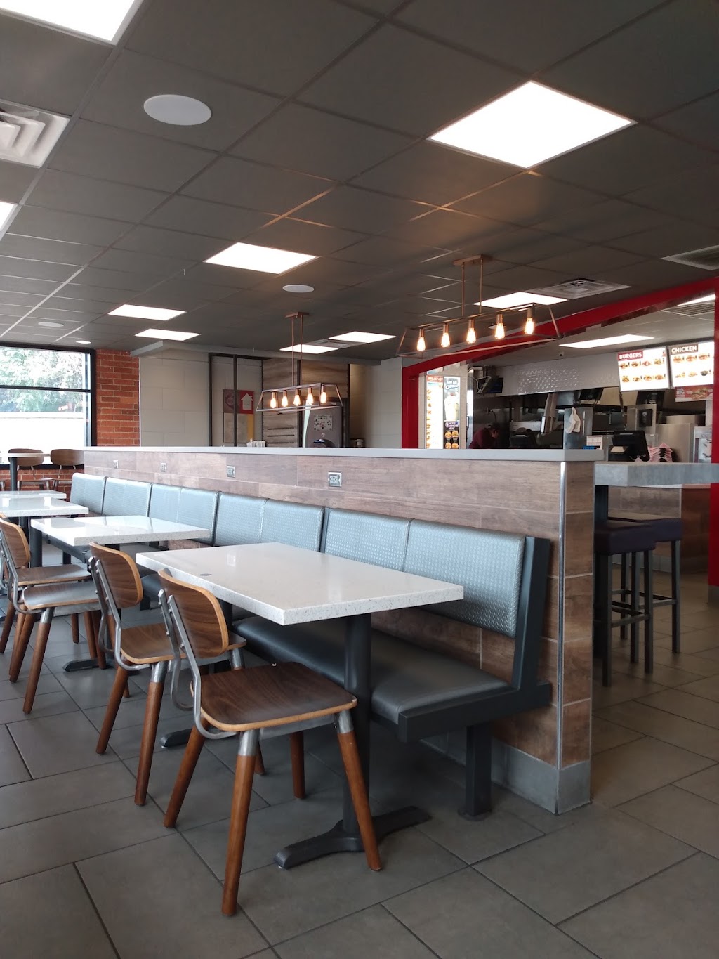 Jack in the Box | 4402 Maple Ave, Dallas, TX 75219, USA | Phone: (214) 521-2560