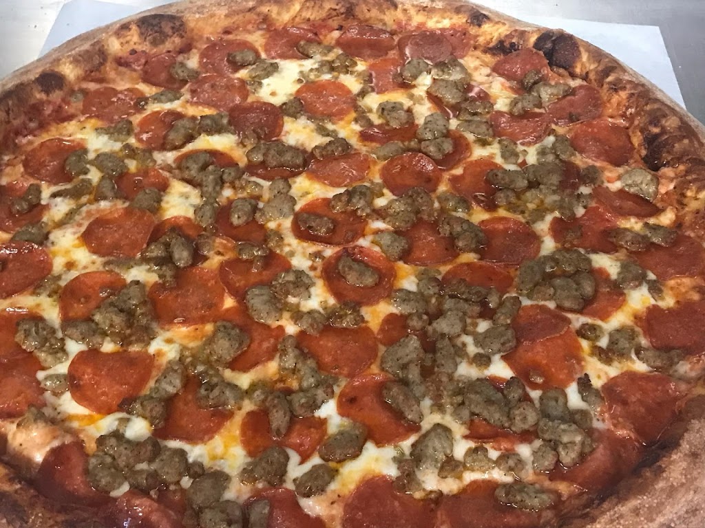 guidos pizza catering | 26318 Friendly Valley Pkwy, Santa Clarita, CA 91321, USA | Phone: (661) 252-4227