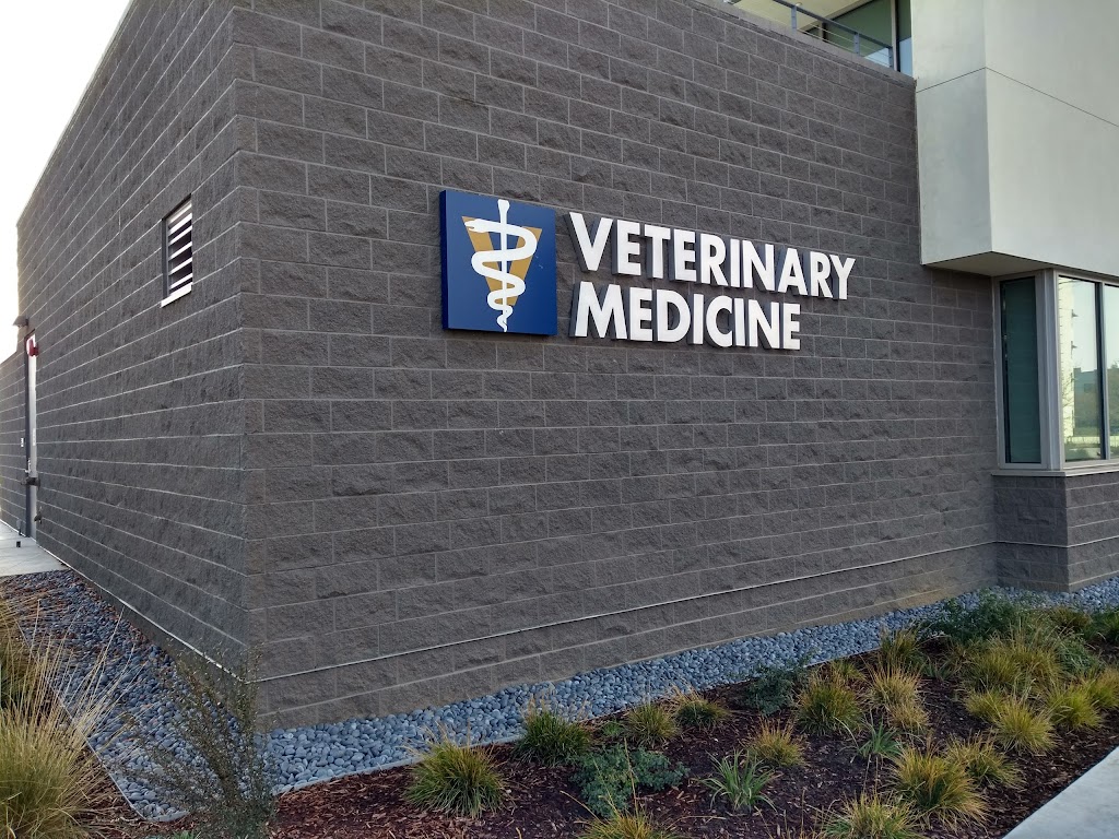 UC Davis School of Veterinary Medicine | 944 Garrod Dr, Davis, CA 95616, USA | Phone: (530) 752-1360