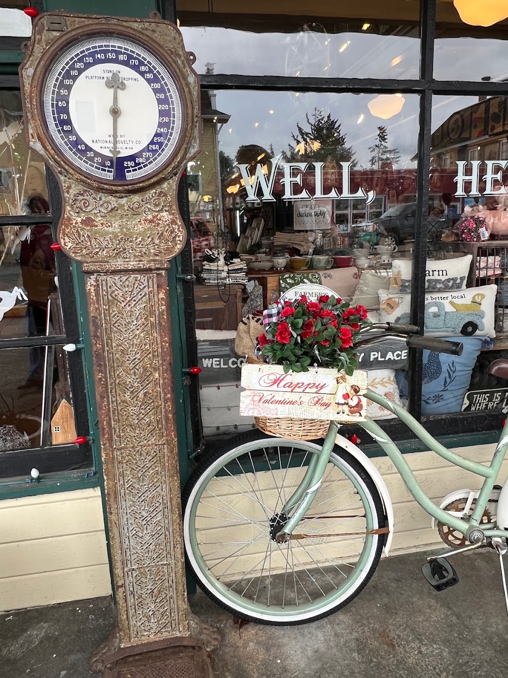 Port Gamble General Store & Café | 32400 N Rainier Ave, Port Gamble, WA 98364, USA | Phone: (360) 297-7637