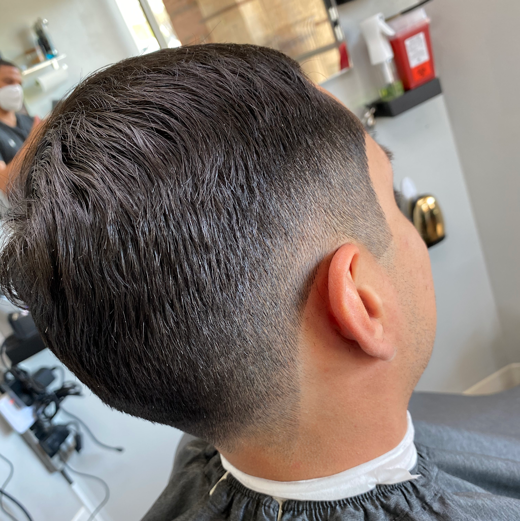 Organic barber | 4709 W Parker Rd #420, Plano, TX 75093, USA | Phone: (214) 405-8745