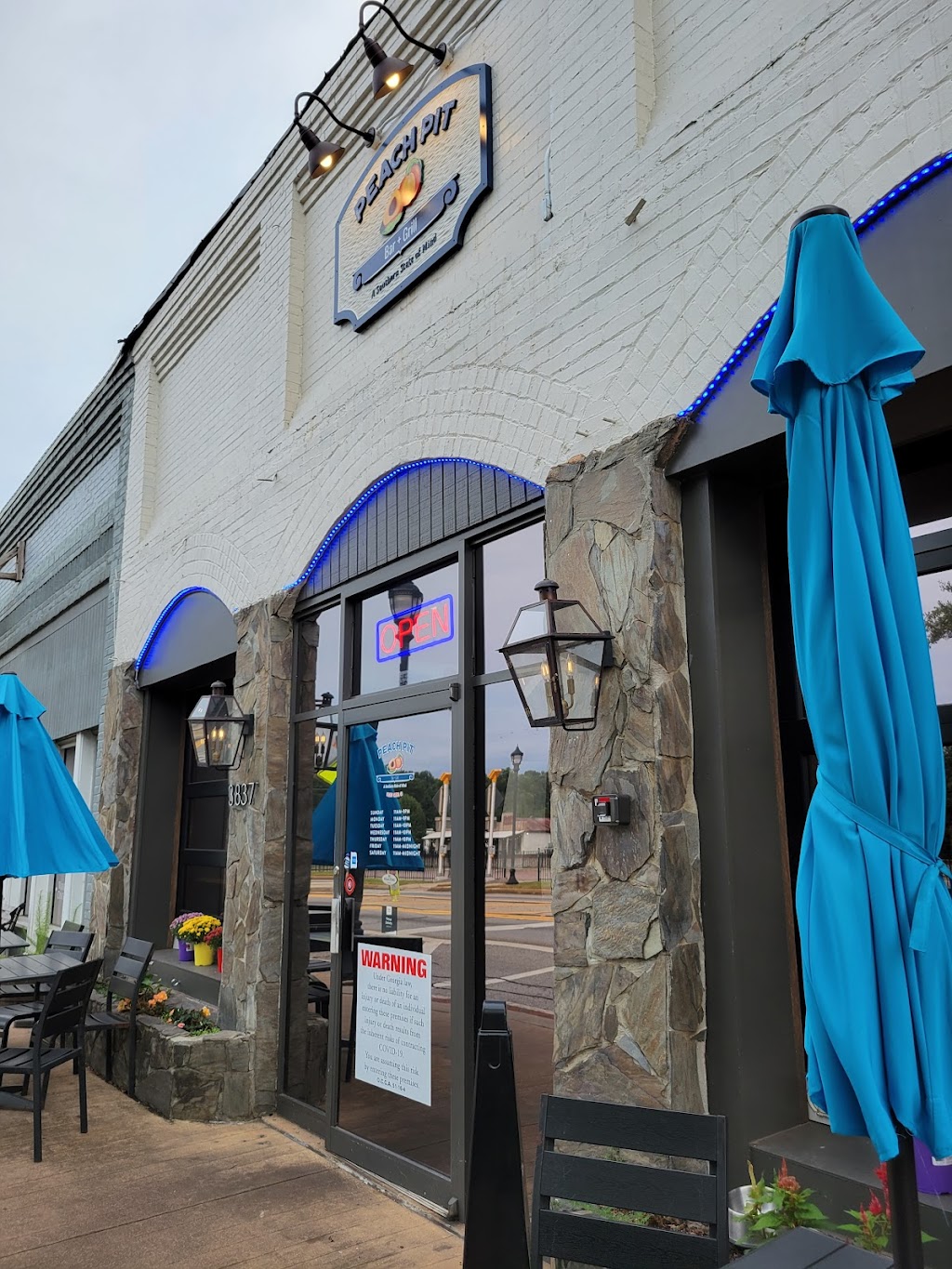 Peach Pit Bar + Grill | 3837 GA-42, Locust Grove, GA 30248, USA | Phone: (678) 814-4008