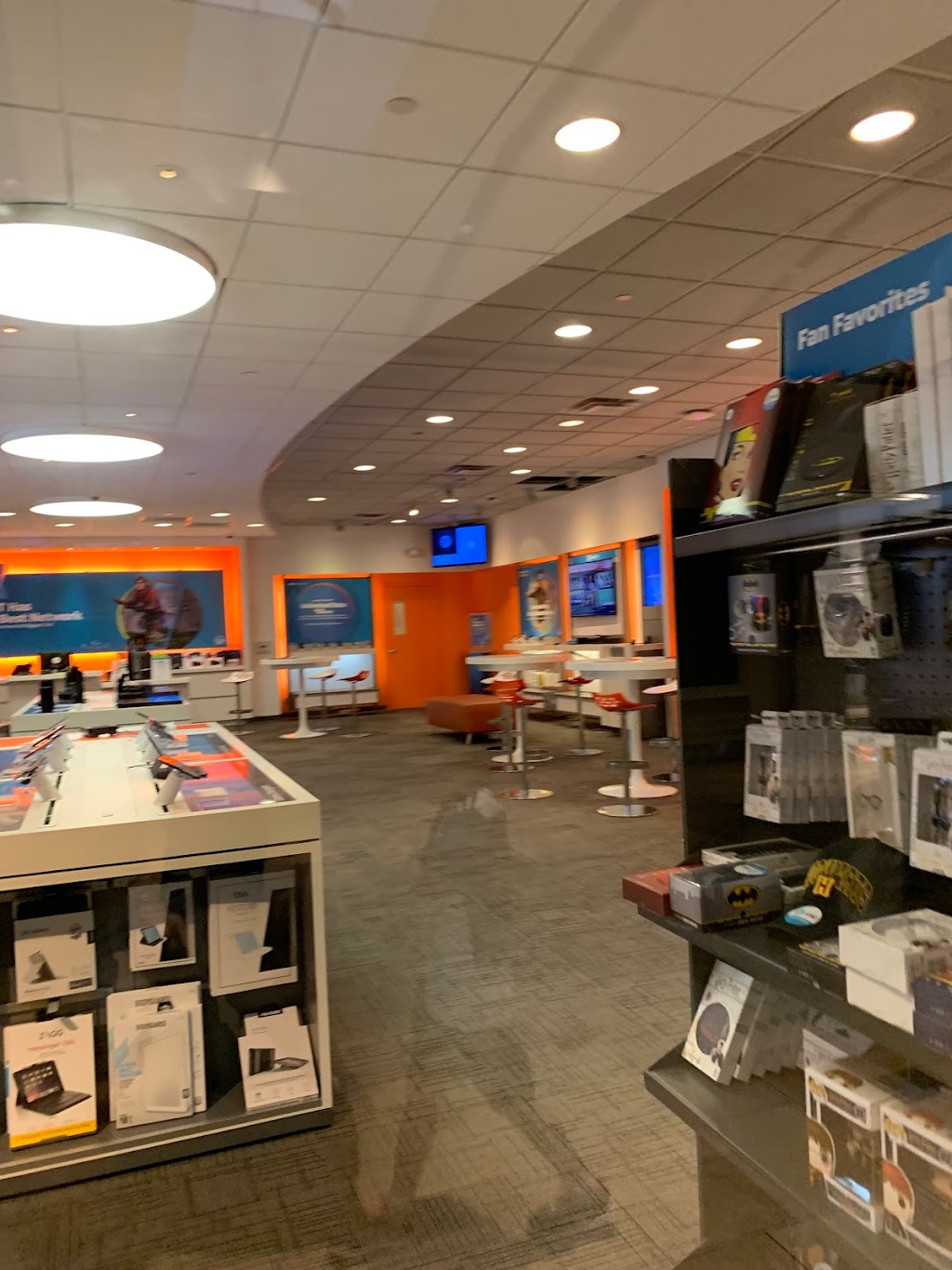 AT&T Store | 241 Exton Square Pkwy, Exton, PA 19341, USA | Phone: (610) 363-9300