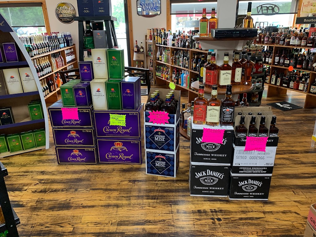 Discount liquor market | 1015 N Main St, Weatherford, TX 76086, USA | Phone: (682) 262-1455