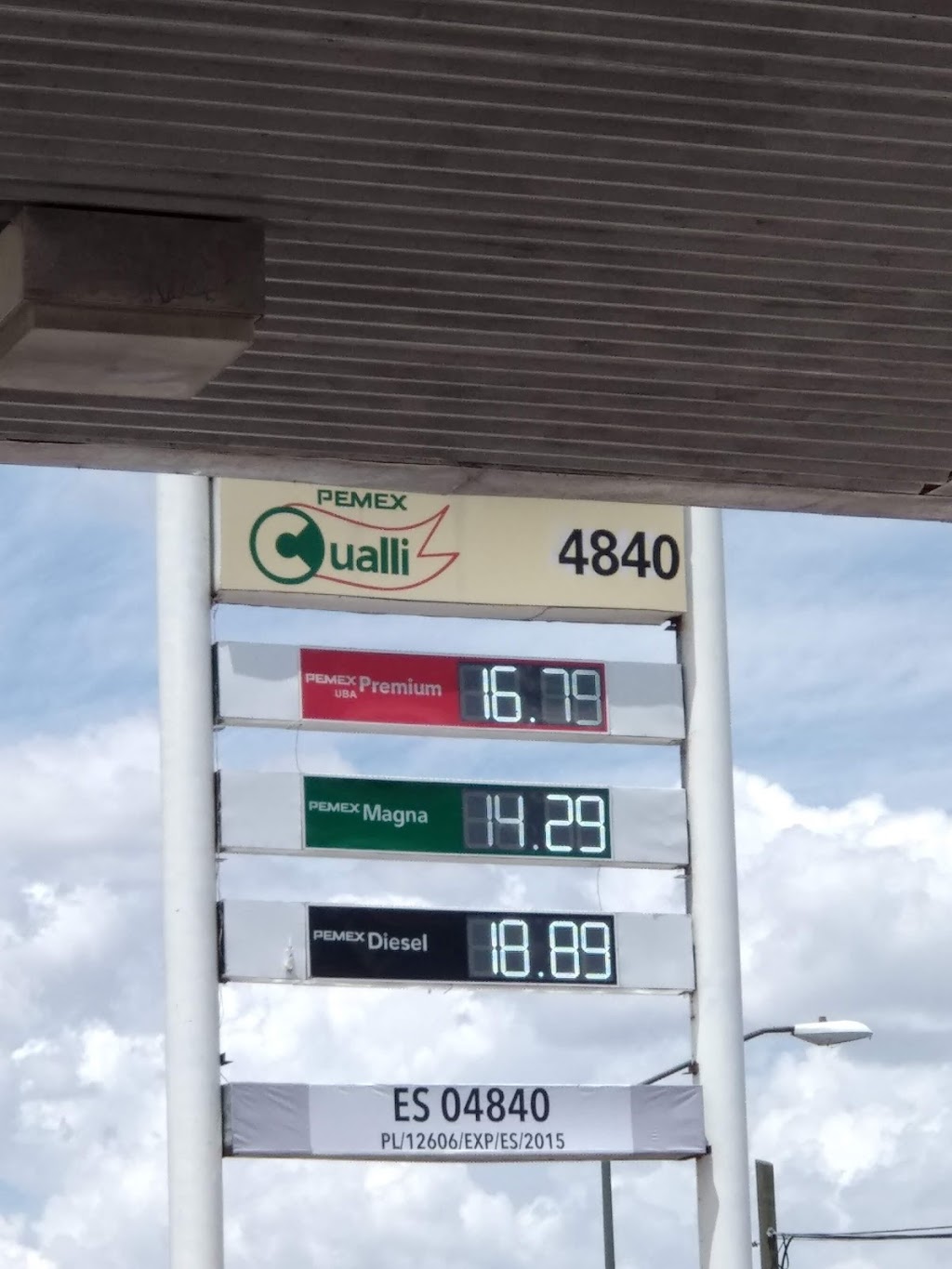 Pemex | Carretera Nacional Kilómetro 14.5, 88295 Nuevo Laredo, Tamps., Mexico | Phone: 437 954 0113