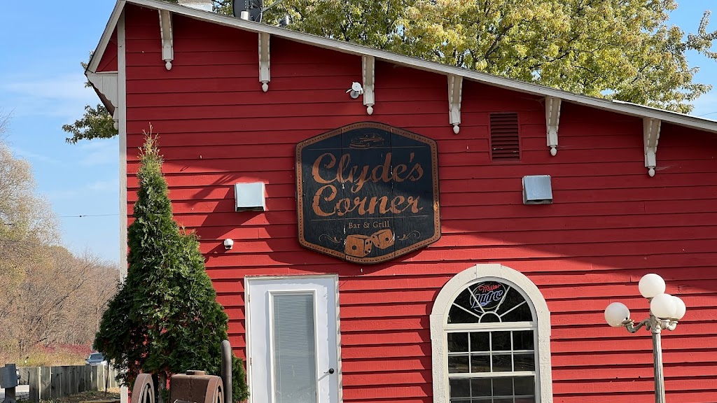 Clydes Corner | W7409 WI-65, Beldenville, WI 54003, USA | Phone: (715) 273-5607