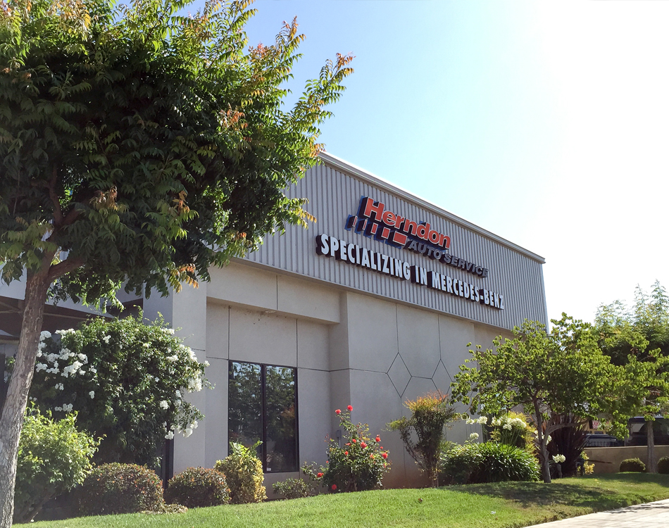 Herndon Auto Services | 380 W Herndon Ave, Fresno, CA 93650, USA | Phone: (559) 431-3556