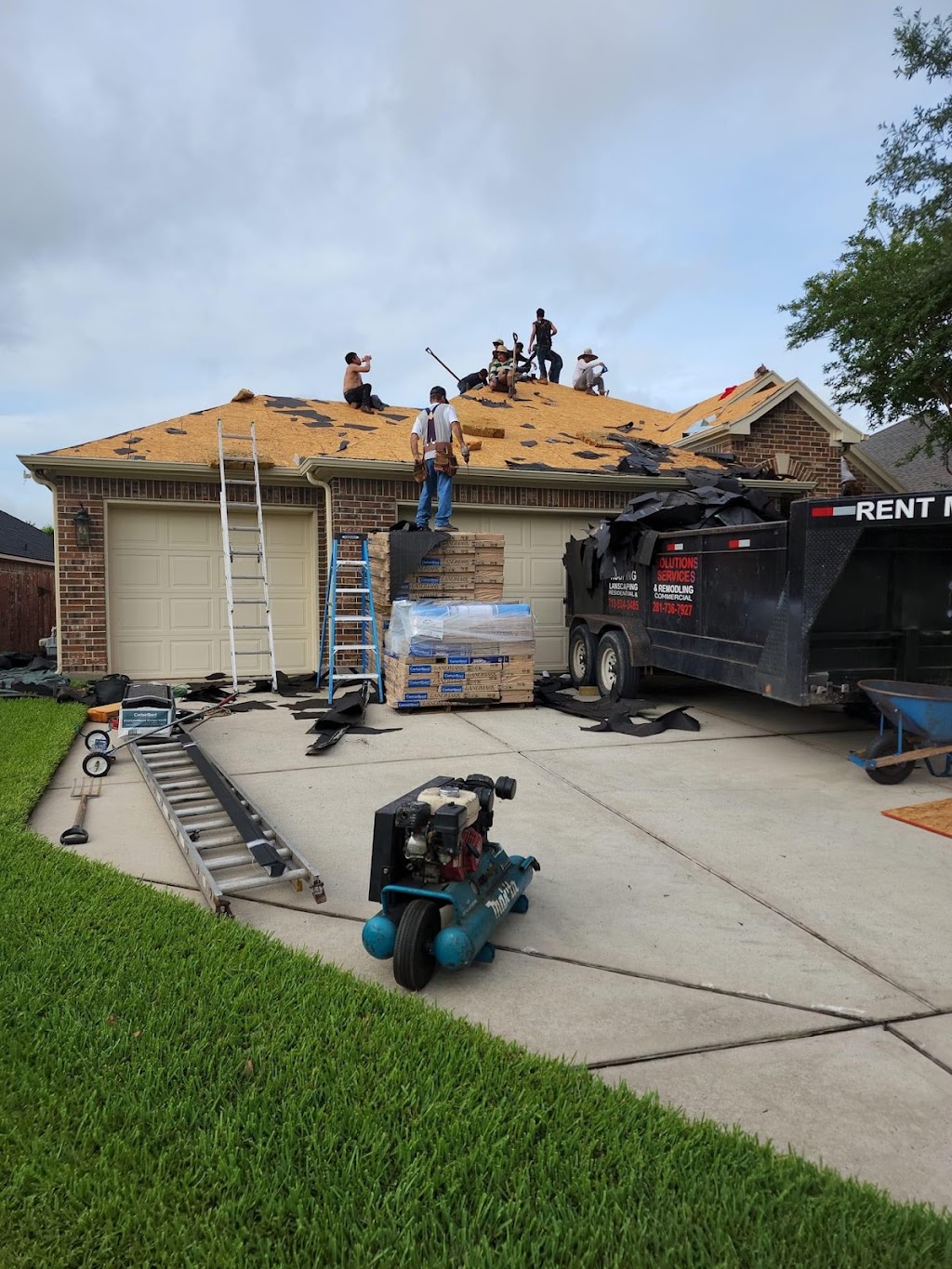 Supreme Roofing Solutions, LLC | 831 Levi Bend, Magnolia, TX 77354, USA | Phone: (832) 461-6844