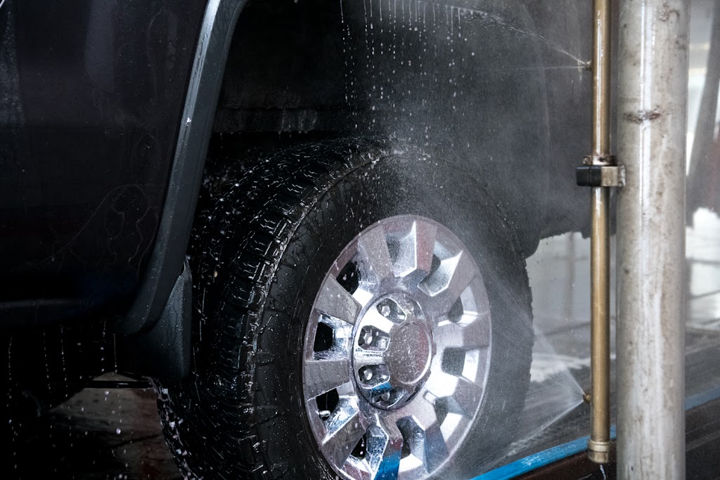 Soapy Joes Car Wash | 1340 7th St W, St Paul, MN 55102 | Phone: (651) 493-1304