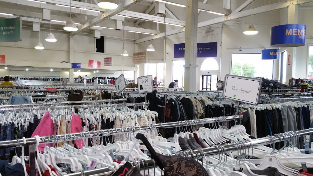 Goodwill Store & Donation Center | Commons Shopping Center, 1317 E Monte Vista Ave, Vacaville, CA 95687, USA | Phone: (707) 446-8203