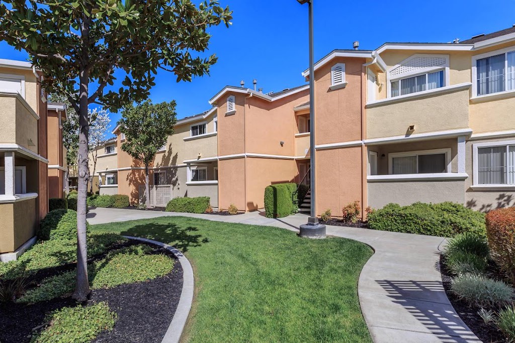 Cornerstone Apartments | 11 Atlantic Cir, Pittsburg, CA 94565, USA | Phone: (800) 592-1421