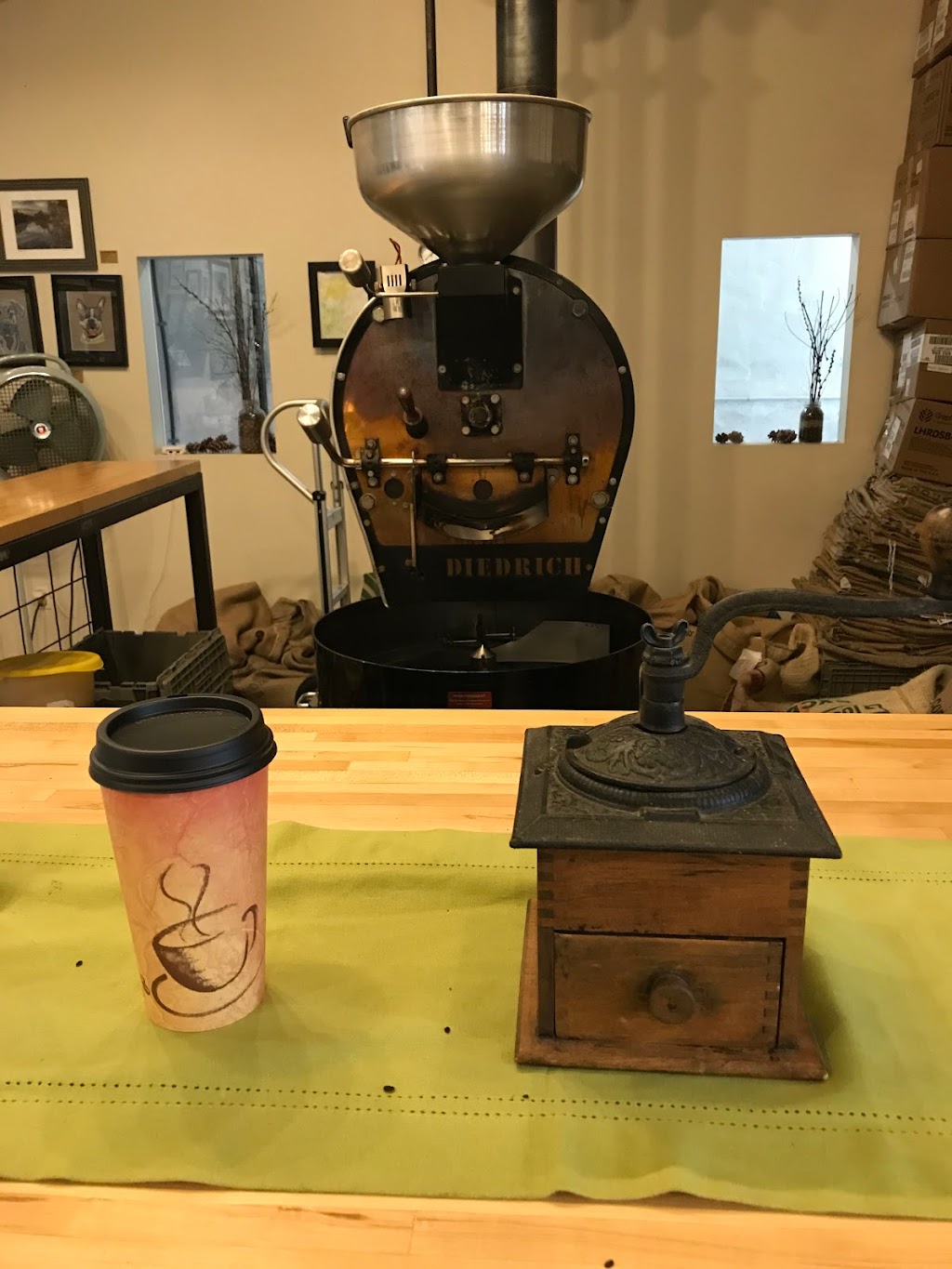 Grafton Arts Mill Coffee Roastery | 1300 14th Ave, Grafton, WI 53024, USA | Phone: (414) 232-0131