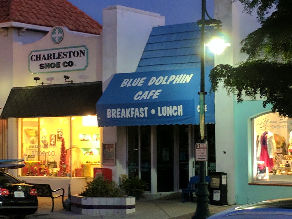 Blue Dolphin Cafe | 470 John Ringling Blvd, Sarasota, FL 34236 | Phone: (941) 388-3566