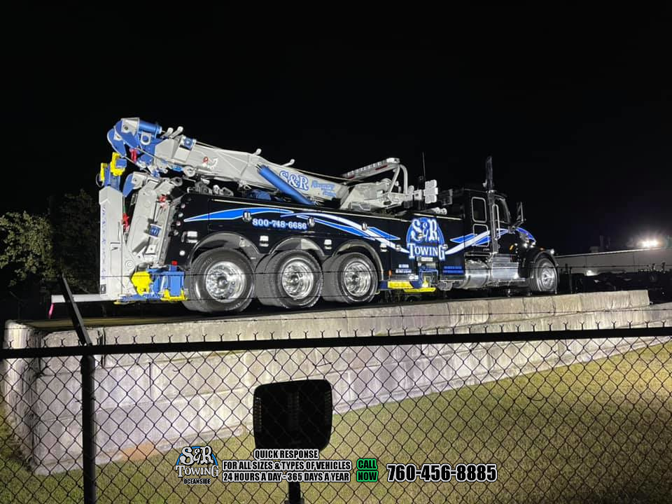 S & R Towing Inc. - Oceanside | 1060 Airport Rd, Oceanside, CA 92058, USA | Phone: (760) 456-8885