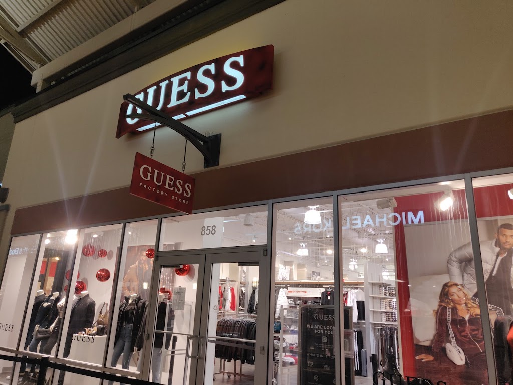 GUESS Factory | Cincinnati Premium Outlets, 858 Premium Outlets Dr, Monroe, OH 45050, USA | Phone: (513) 360-0276