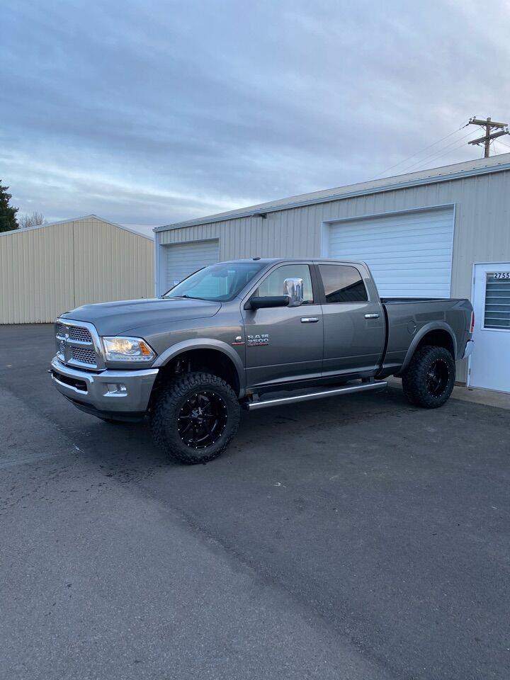 Executive Motors LLC | 2747 NE Bunn Rd, McMinnville, OR 97128, USA | Phone: (541) 640-9610