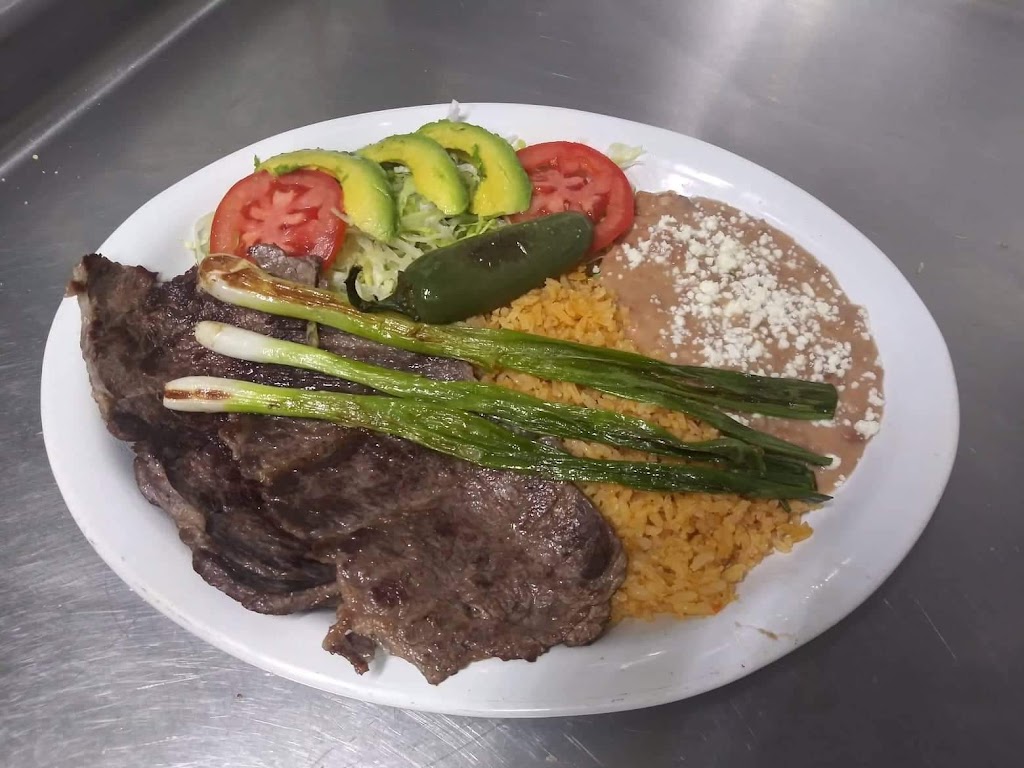 La casa de los machetes | 445 N 1st St, Woodburn, OR 97071 | Phone: (503) 508-8349