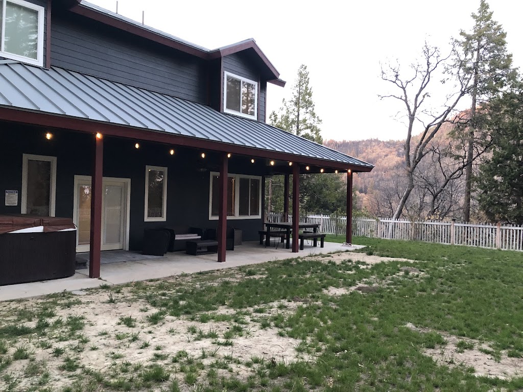 Zimms Meadows Cabin in Kern River Valley | 945 Alta Sierra Rd, Wofford Heights, CA 93285, USA | Phone: (805) 200-8526