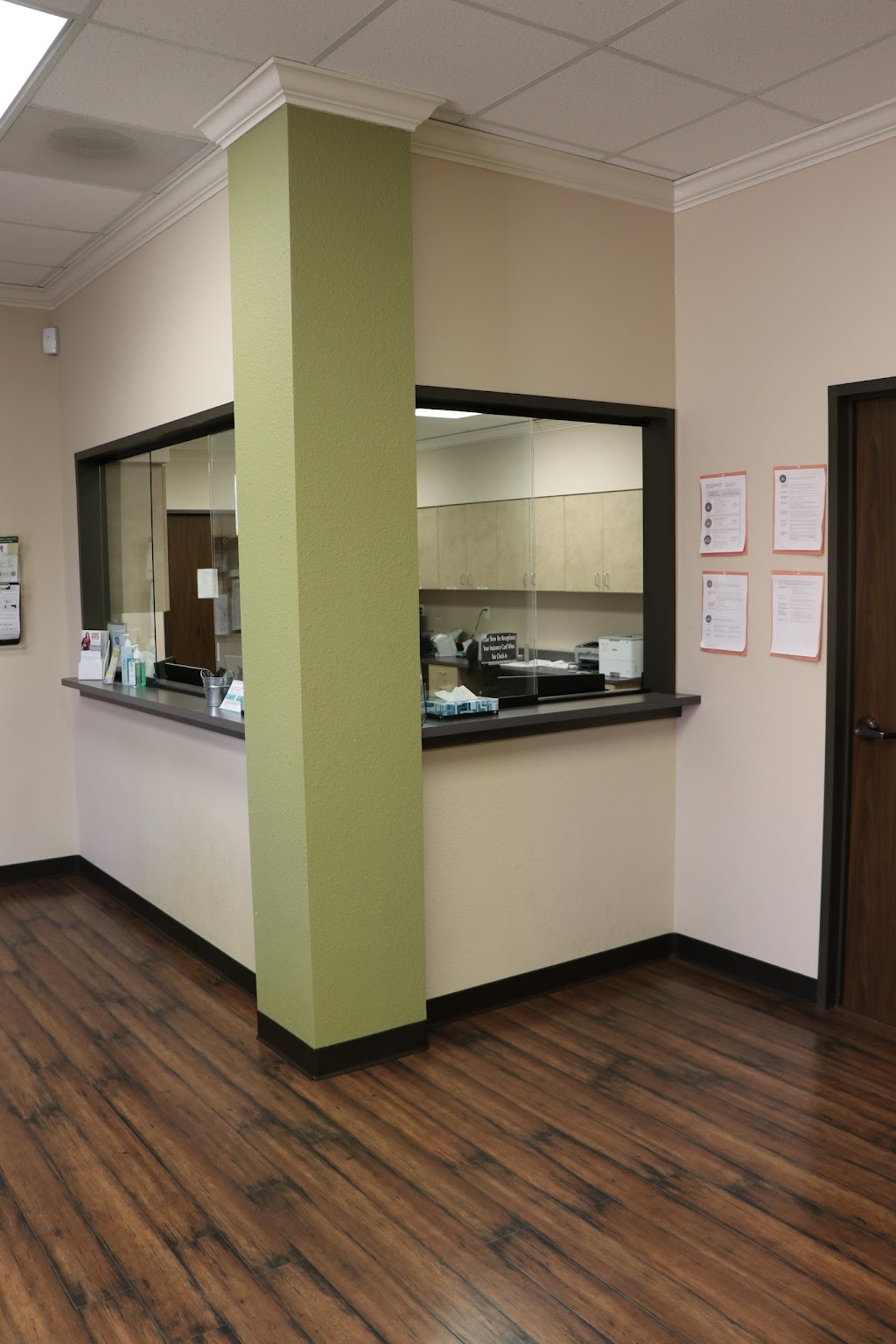 Connally Memorial La Vernia Family Practice & Convenient Care | 13857 U.S. Hwy 87 W, La Vernia, TX 78121, USA | Phone: (830) 393-1400