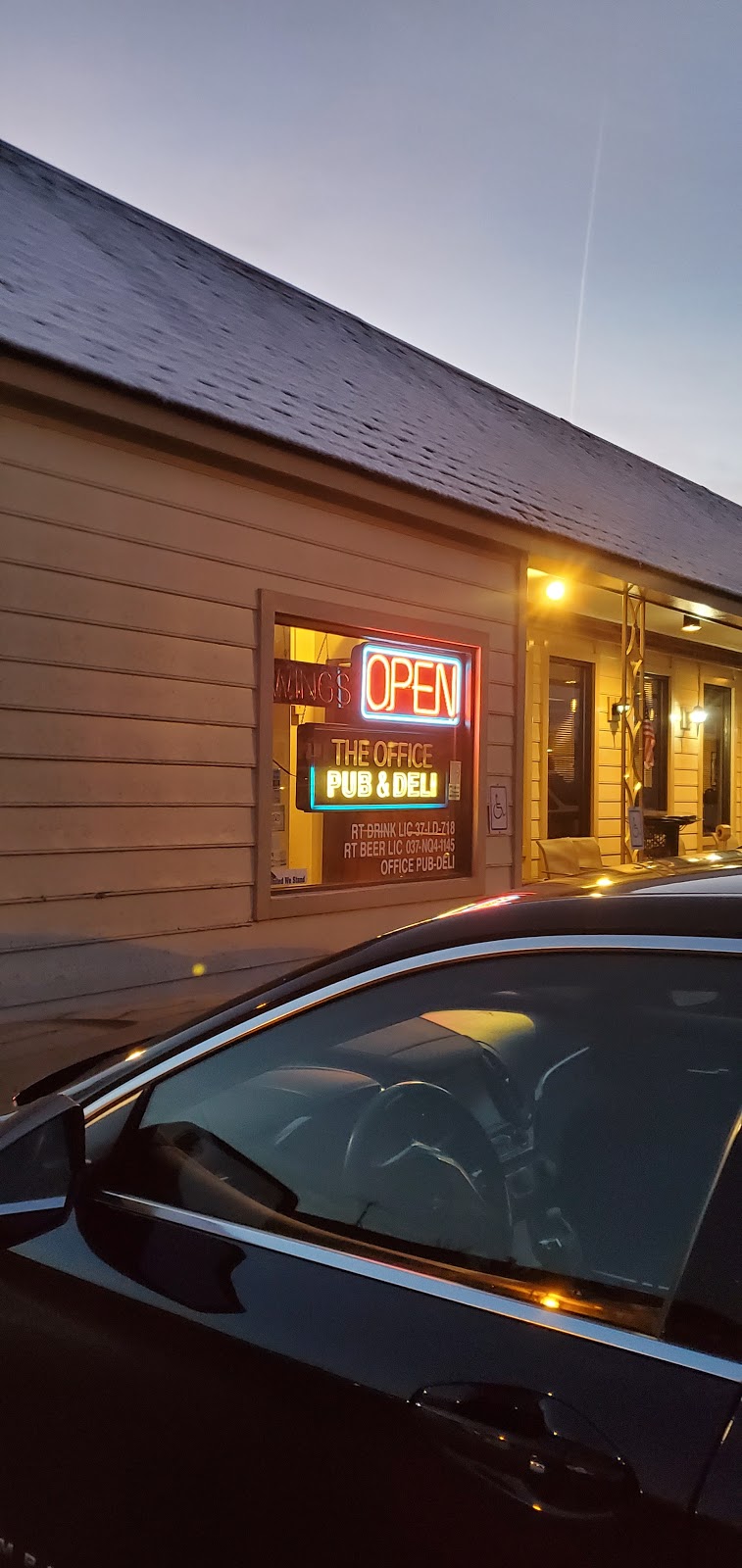 Office Pub & Deli | 614 Comanche Trail, Frankfort, KY 40601 | Phone: (502) 227-9585