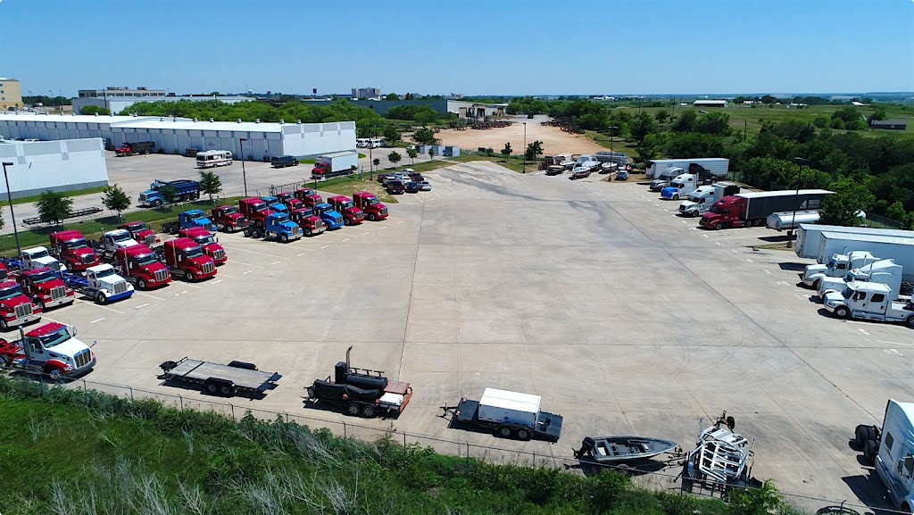 Prestige Parking & Storage | 2401 Worthington Dr, Denton, TX 76207, USA | Phone: (940) 240-2636