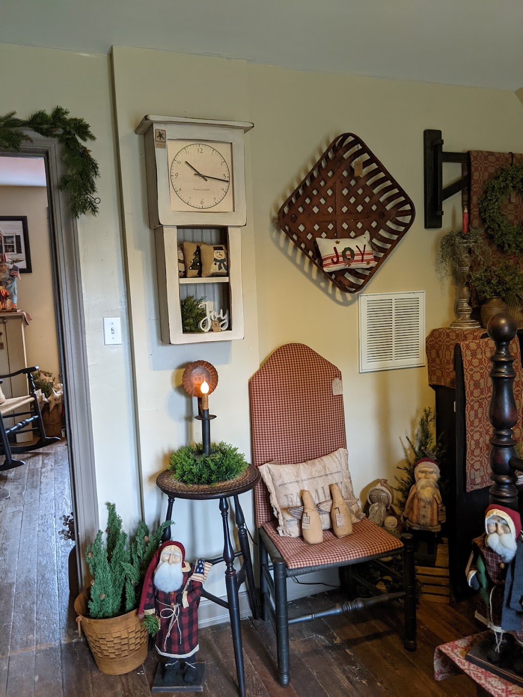 Willow Grove Primitives | 7445 Richmond Rd, Williamsburg, VA 23188, USA | Phone: (757) 740-0228