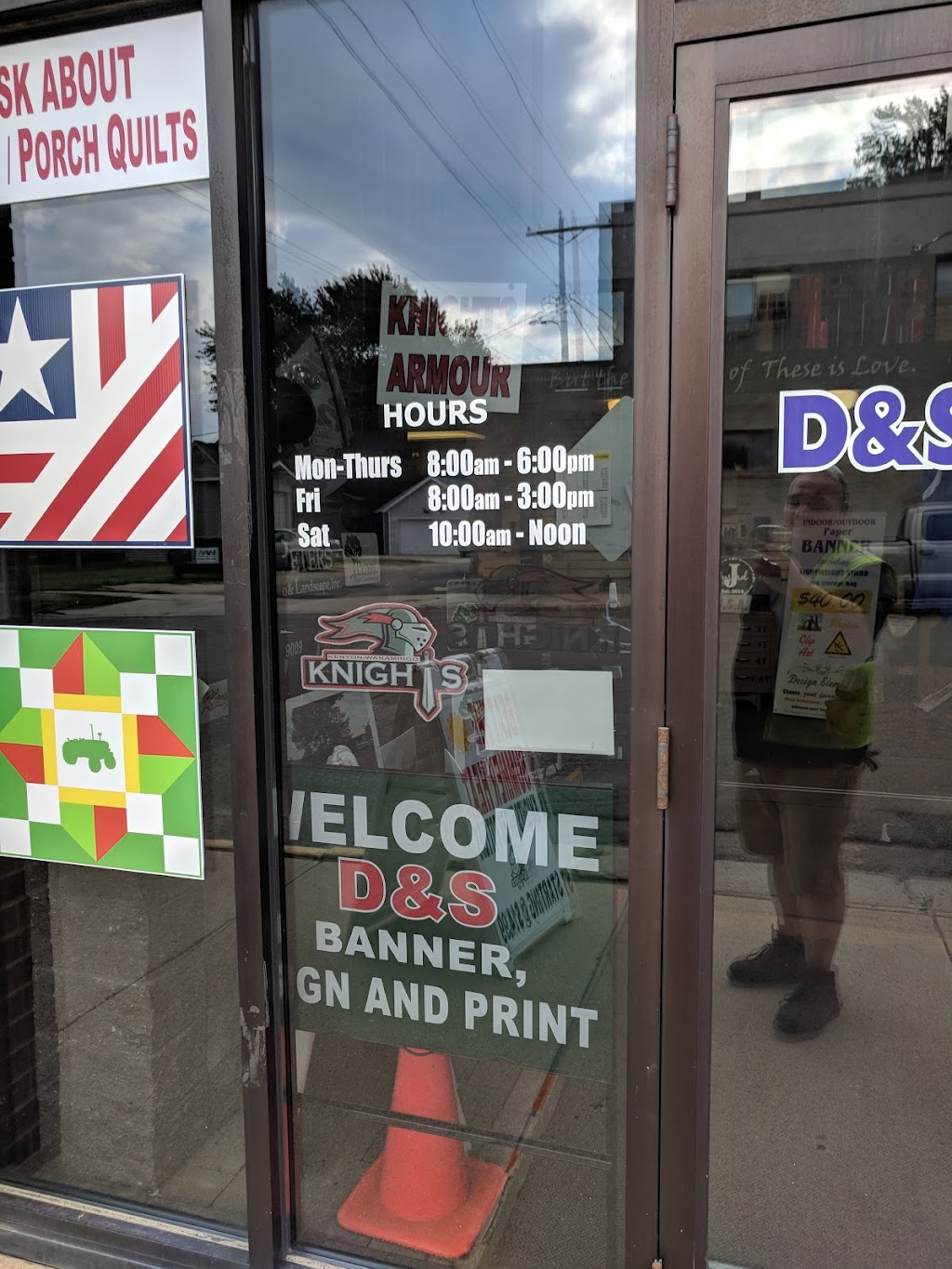 D&S Banner Sign and Print | 113 Forest St, Kenyon, MN 55946, USA | Phone: (507) 789-4611