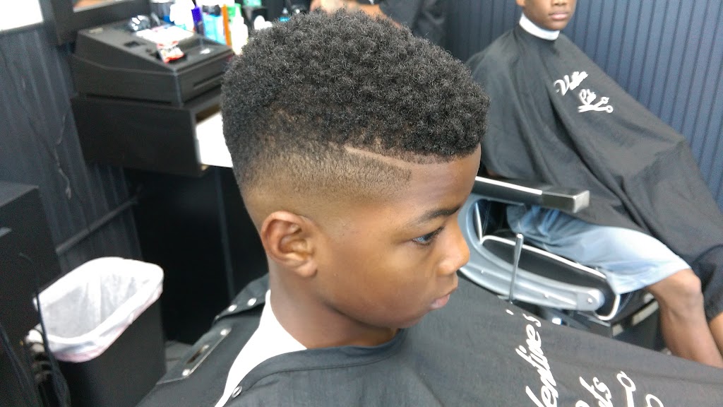 Valentines Cuts | 609 Dairy Rd #500, Garland, TX 75040, USA | Phone: (972) 272-3794