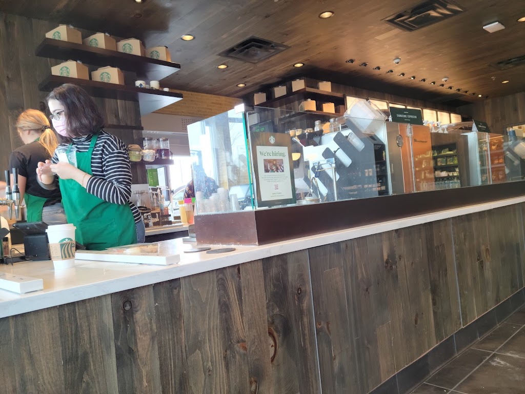 Starbucks | 2021 N Squirrel Rd, Auburn Hills, MI 48326, USA | Phone: (248) 475-9890