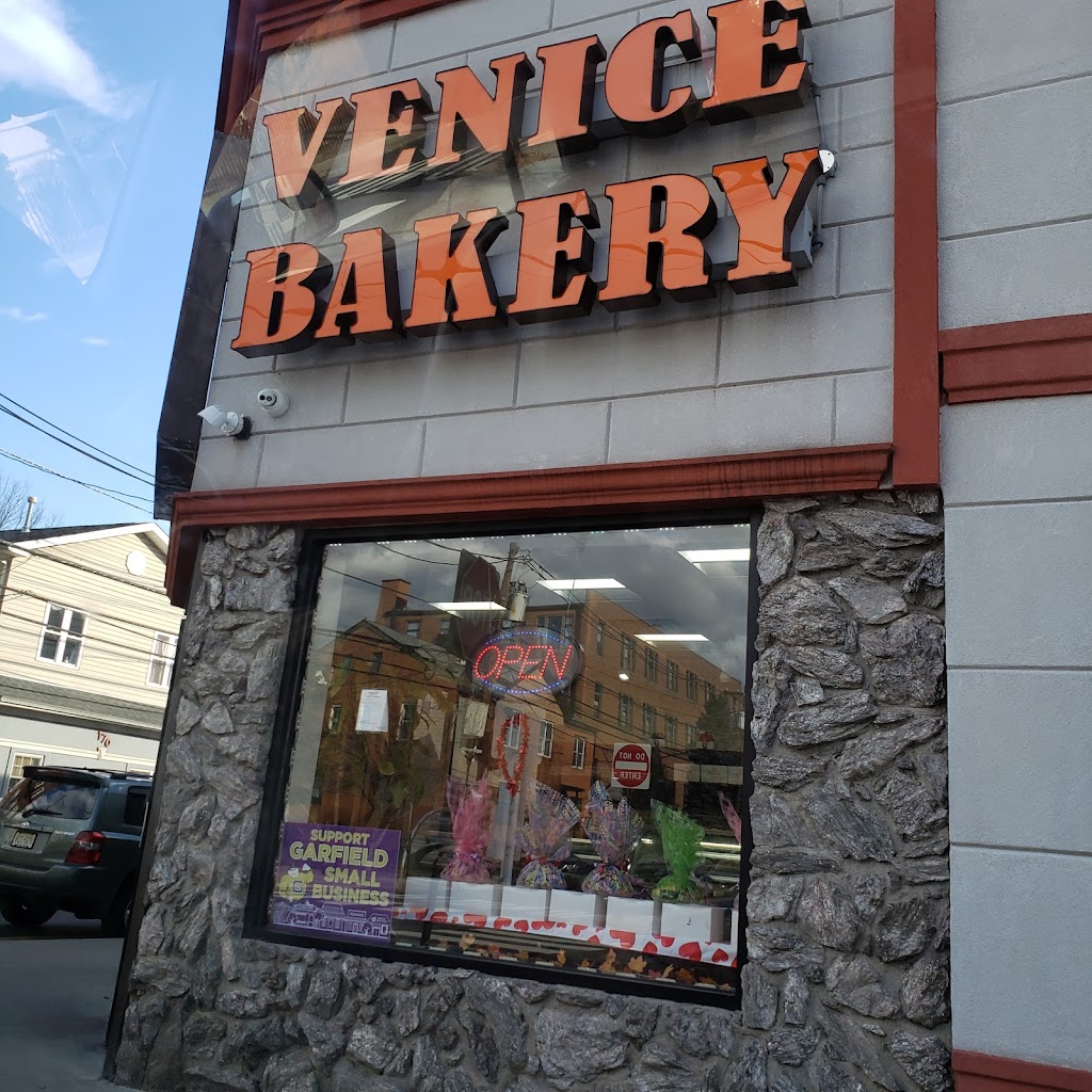 Venice Bakery | 173 Ray St, Garfield, NJ 07026, USA | Phone: (973) 772-2217