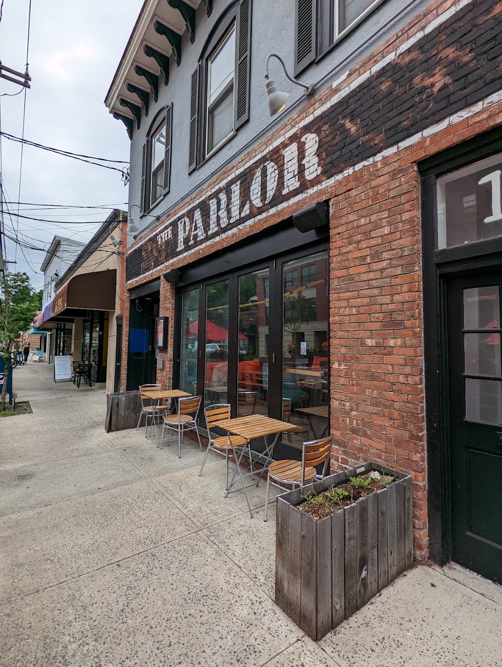 The Parlor | 14 Cedar St, Dobbs Ferry, NY 10522 | Phone: (914) 478-8200