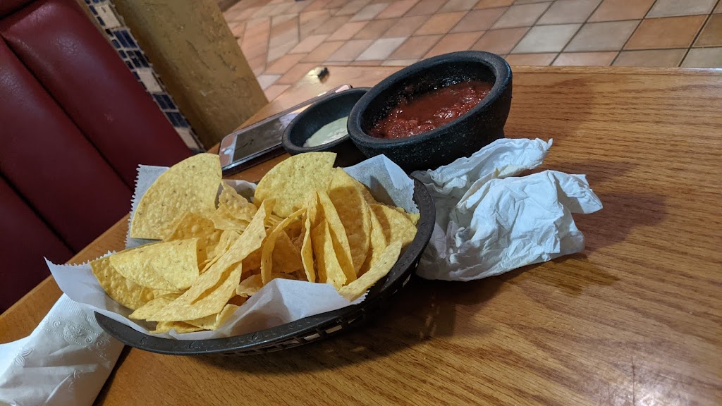 El Toro Mexican Restaurant | 1120 1st Ave E, Shakopee, MN 55379, USA | Phone: (952) 496-9080