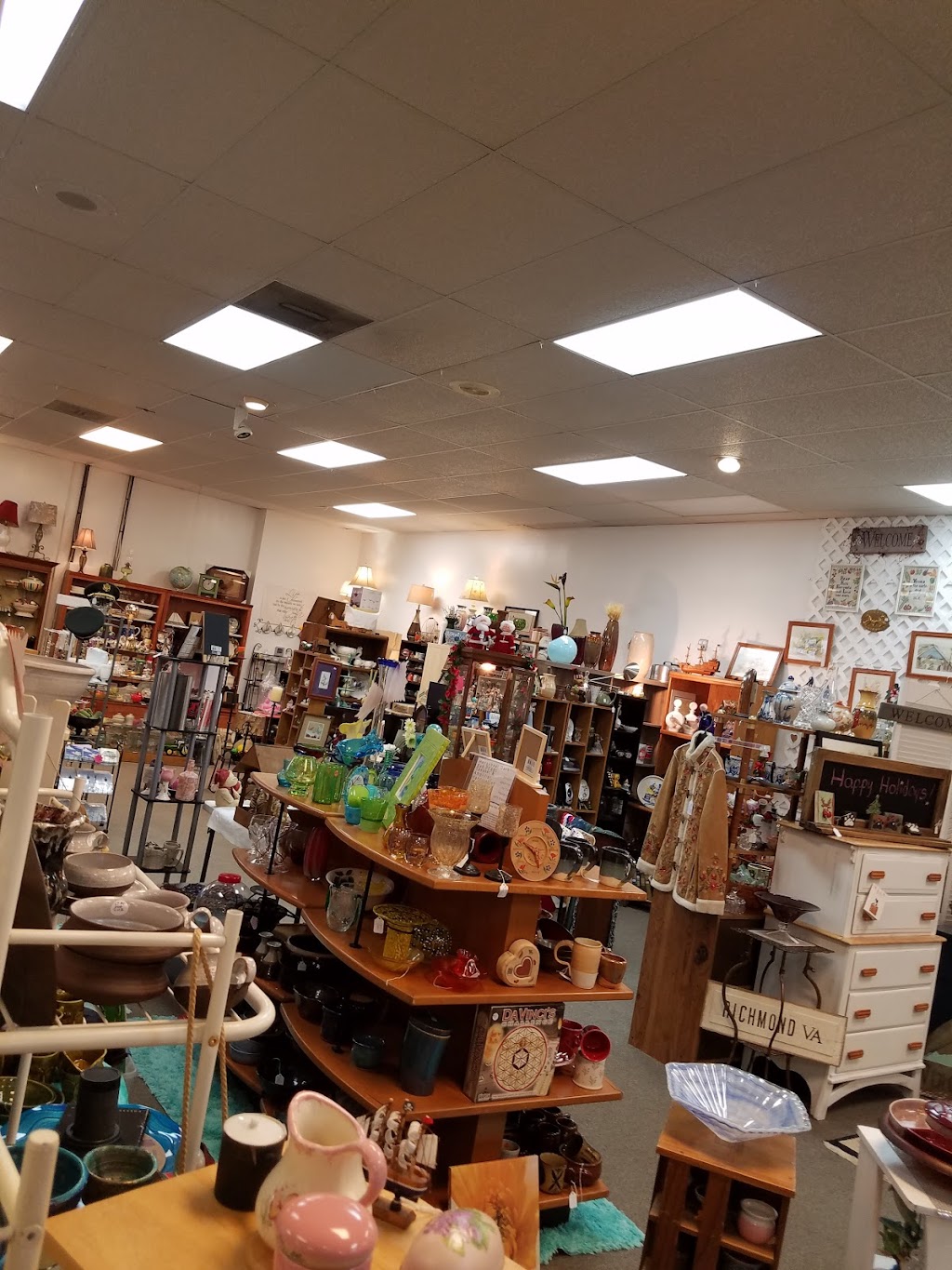 Your Town Treasures | 11114 Hull Street Rd, Midlothian, VA 23112, USA | Phone: (804) 310-0480