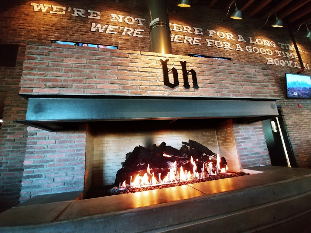 Brick House Tavern + Tap | 19320 Cottonwood Dr, Parker, CO 80138, USA | Phone: (303) 840-2285