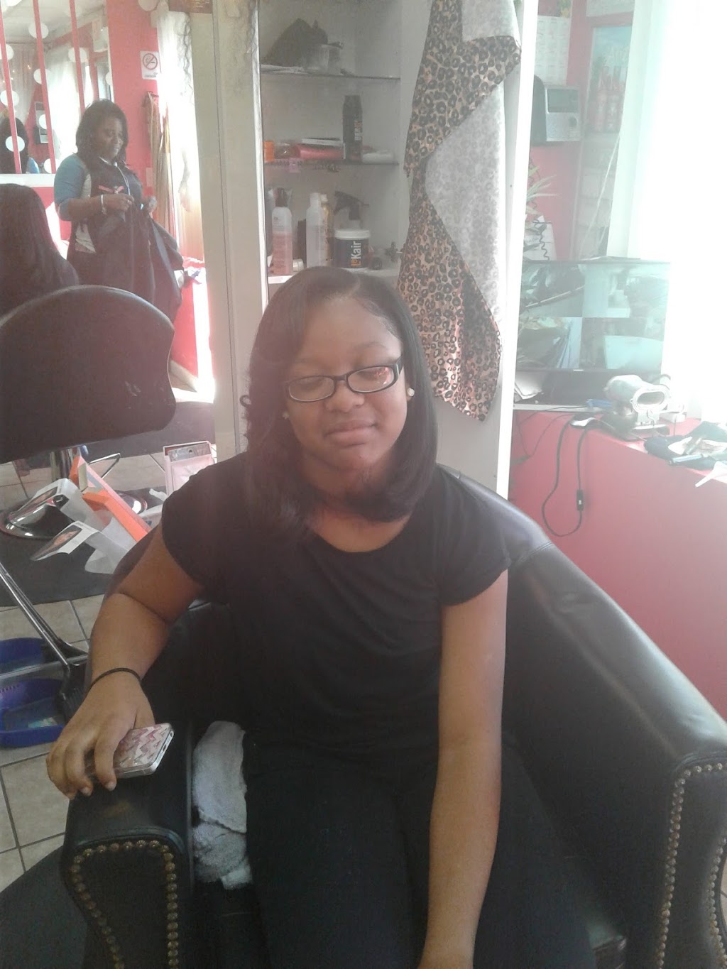 Lux Beauty Salon | 2355 S Venoy Rd, Westland, MI 48186, USA | Phone: (734) 299-0953