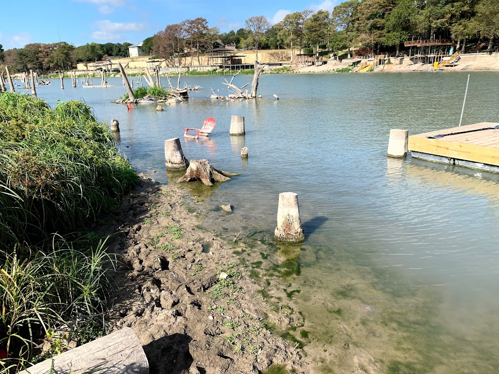 Camp Willow Resort | 202 Camp Porter Rd, New Braunfels, TX 78130, USA | Phone: (512) 293-0239