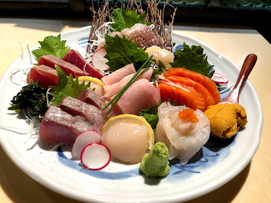 Sake 107 | 107 Petaluma Blvd N, Petaluma, CA 94952, USA | Phone: (707) 241-7580