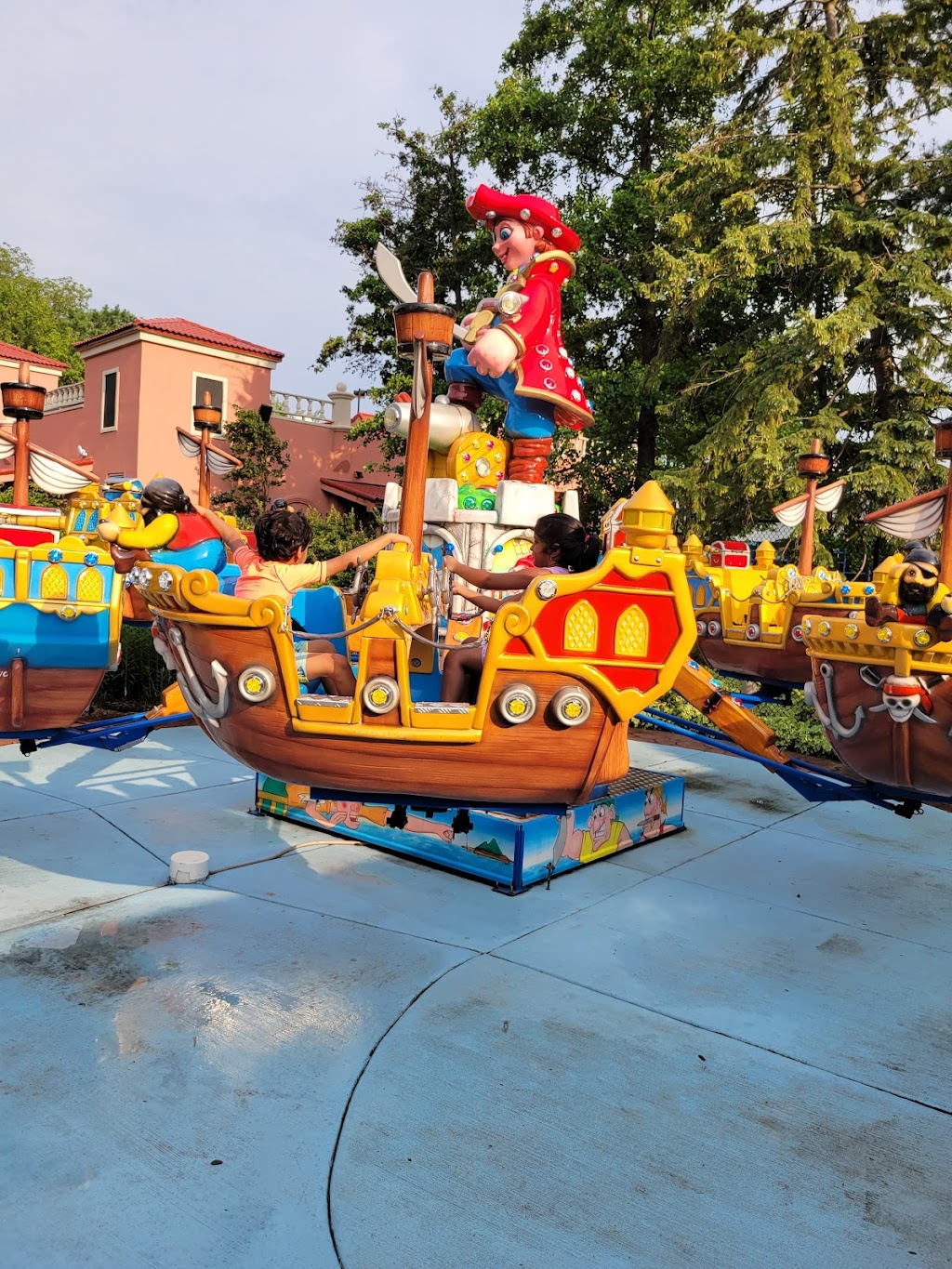 Pirates Cove Childrens Theme Park | 901 Leicester Rd, Elk Grove Village, IL 60007, USA | Phone: (847) 439-2683