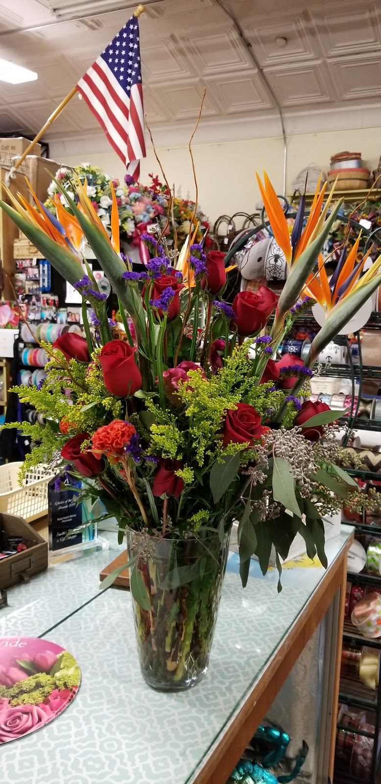Smiths Florist & Gift Shoppe | 6626 Main St, Gloucester, VA 23061, USA | Phone: (804) 693-2010
