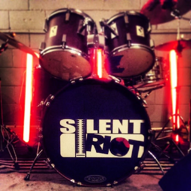 Silent Riot Entertainment | 5543 E 8 Mile Rd, Warren, MI 48091, USA | Phone: (248) 434-8690