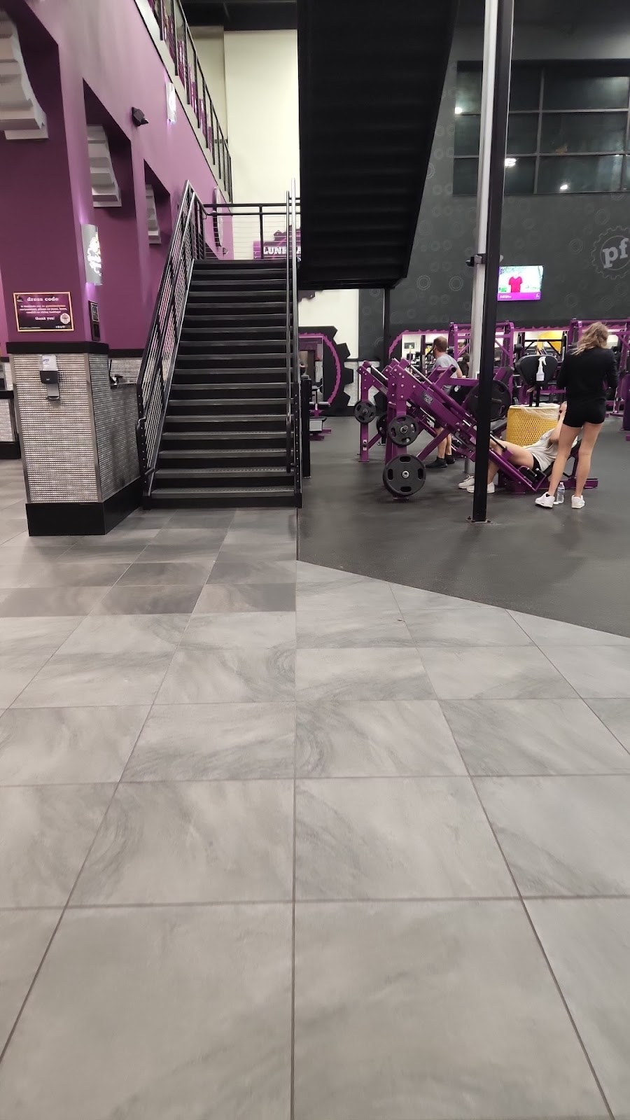 Planet Fitness | 470 Viewpoint Dr, Fort Wright, KY 41017, USA | Phone: (859) 331-0678