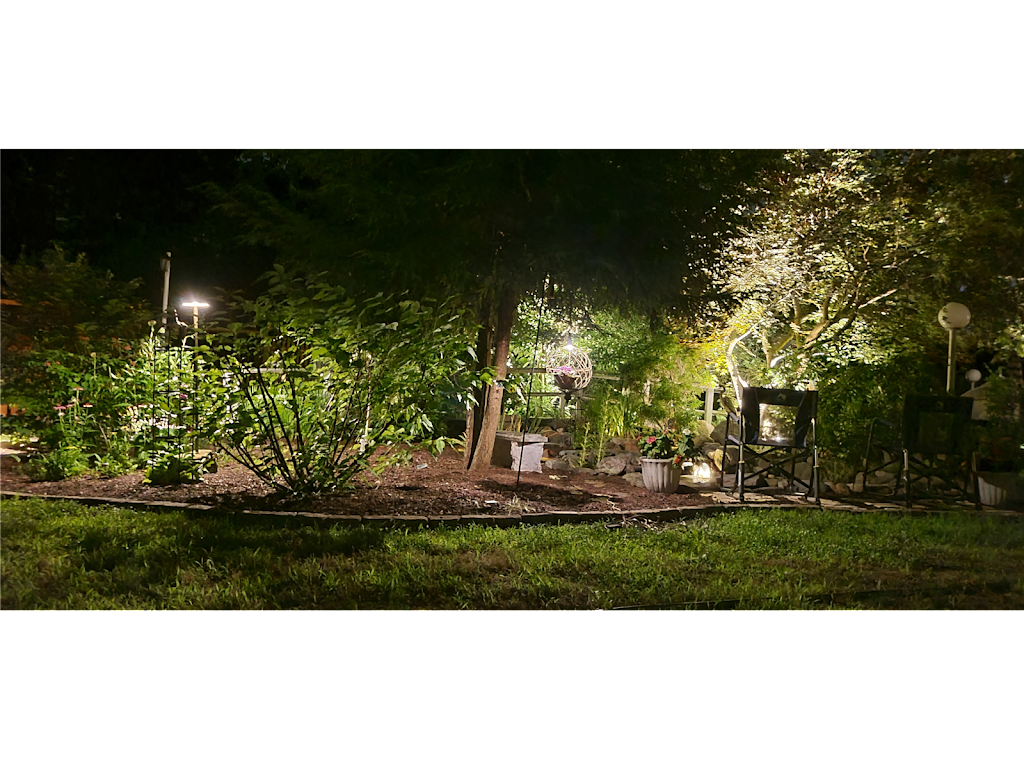 Barefoot Landscape Lighting | 8 Vatrano Rd Suite 11, Albany, NY 12205, USA | Phone: (518) 738-7665