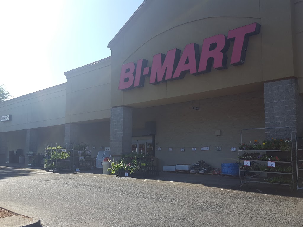 Bi-Mart Membership Discount Stores | 20000 Clackamas Hwy, SE Hwy 212, Damascus, OR 97089, USA | Phone: (503) 558-1415