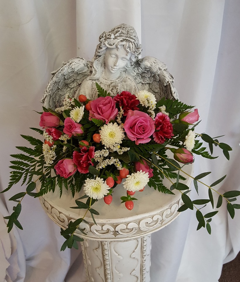 Jensens Flowers & Gifts - Garrettsville | 8122 High St, Garrettsville, OH 44231, USA | Phone: (330) 527-4624