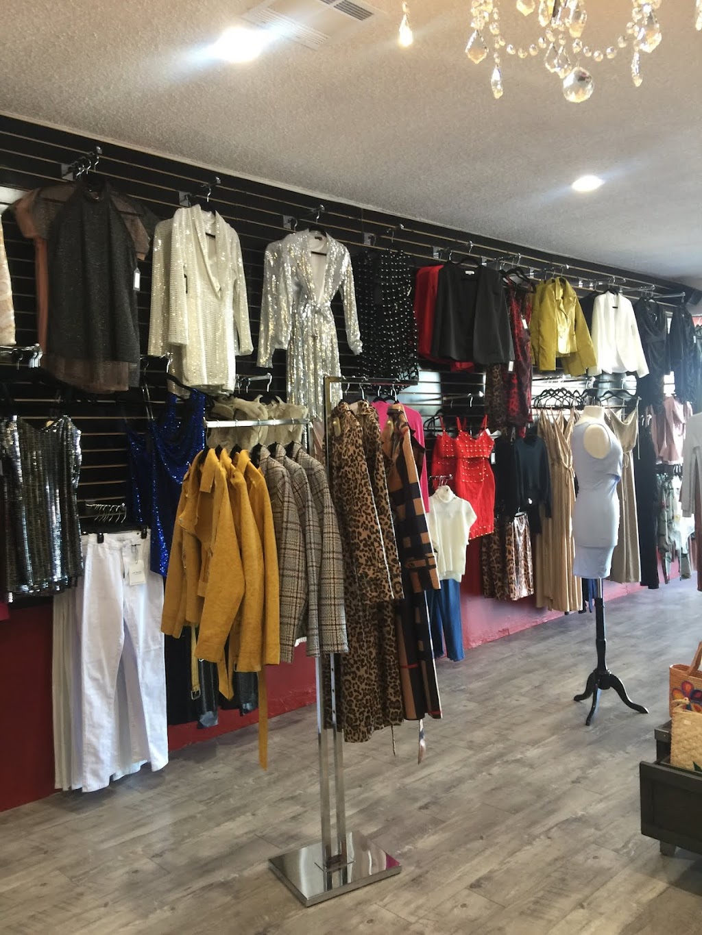 Fashion Forté | 8828 Imperial Hwy., Downey, CA 90242, USA | Phone: (562) 659-7775