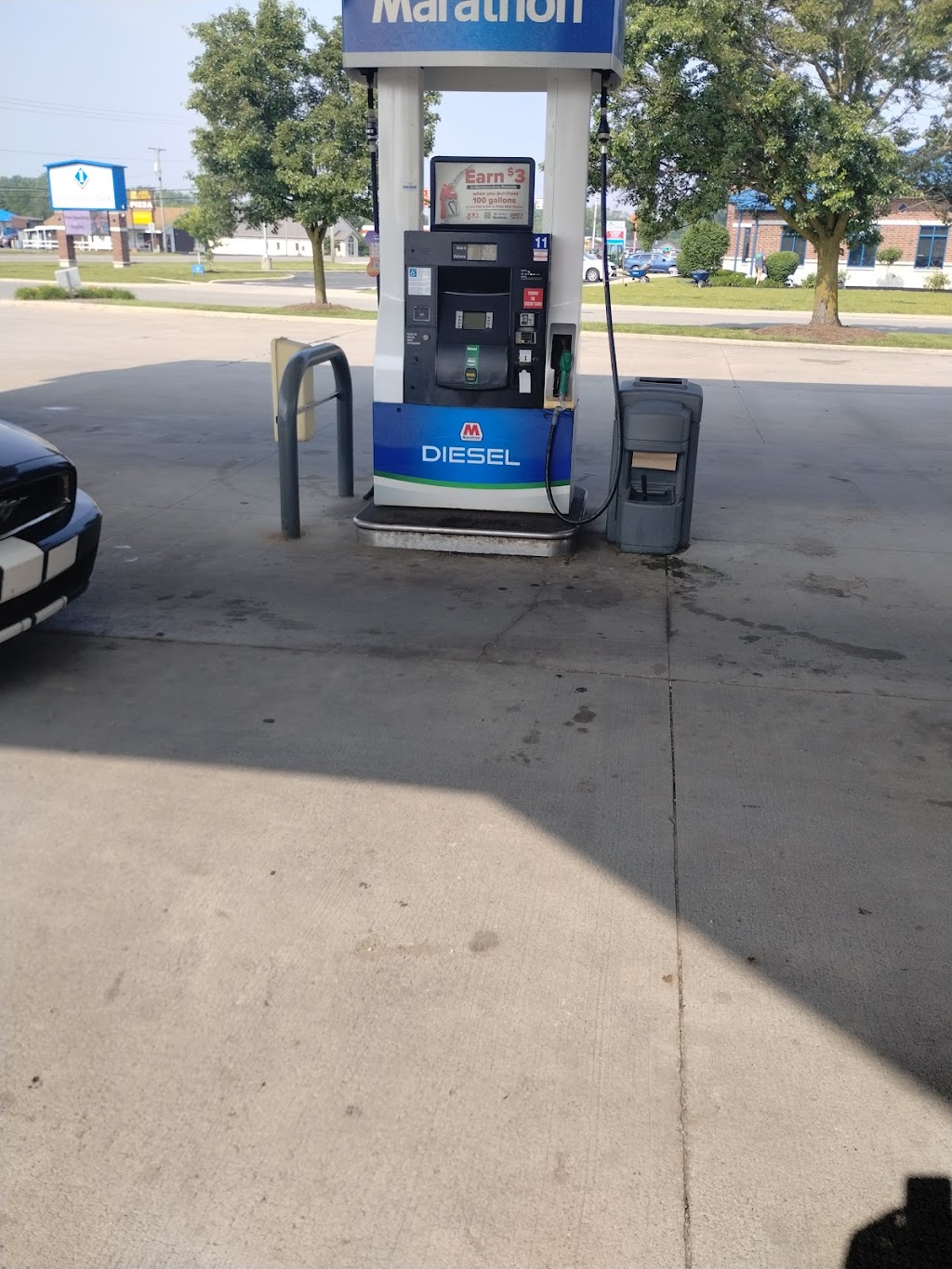 Party Mart | 1100 W Trenton Ave, Findlay, OH 45840, USA | Phone: (419) 425-3301