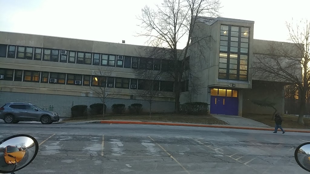 Tottenville High School | 100 Luten Ave, Staten Island, NY 10312, USA | Phone: (718) 668-8800