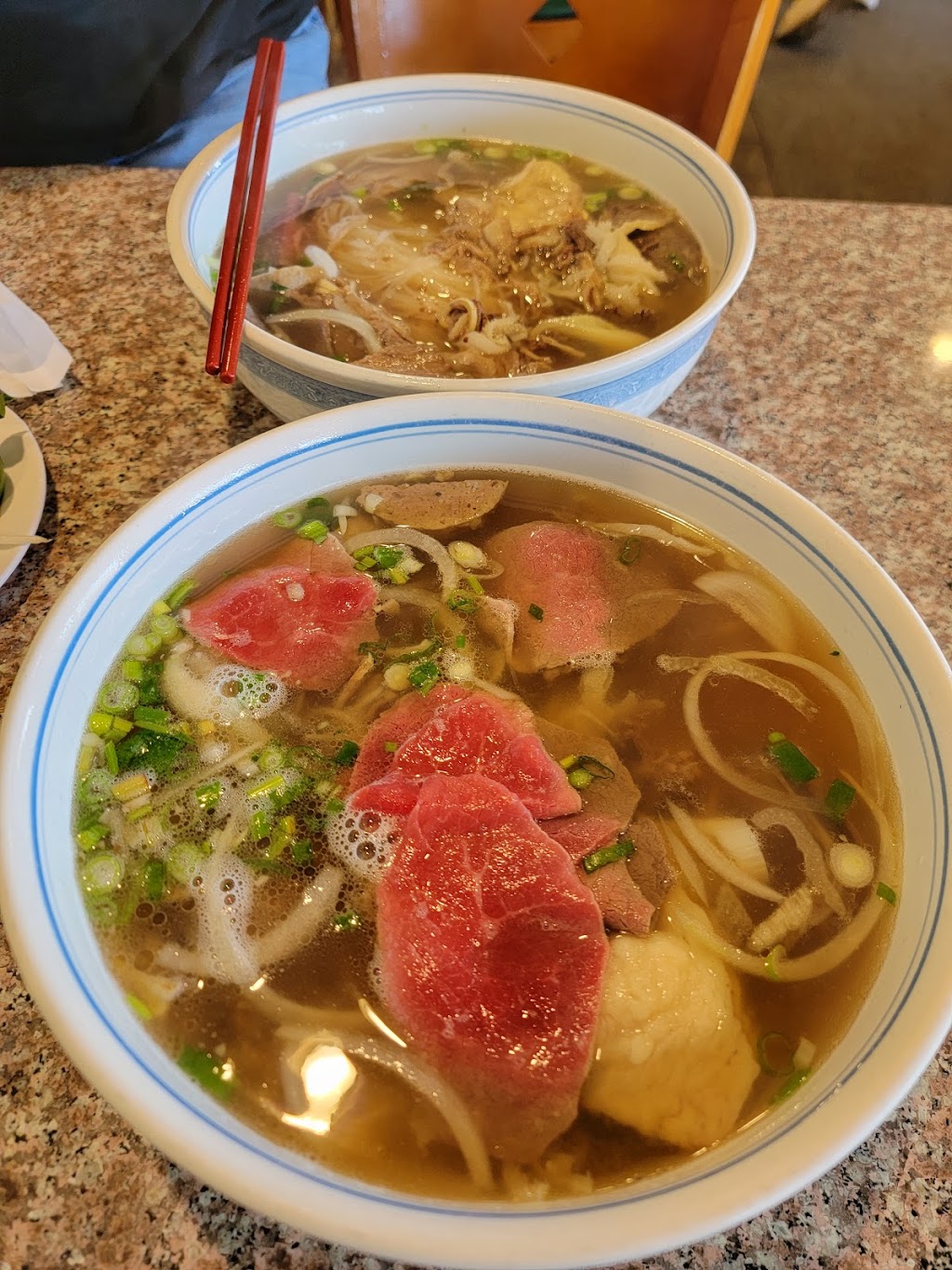 Phở Xe Lua | 5331 Stockton Blvd, Sacramento, CA 95820, USA | Phone: (916) 451-8838